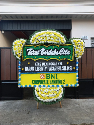 Papan Bunga Duka di Balong Gede
