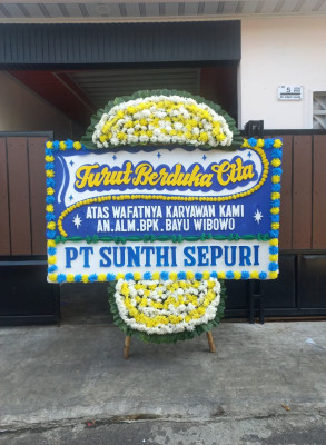 Papan Bunga Duka di Balong Gede