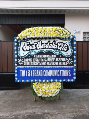 Papan Bunga Duka di Balong Gede
